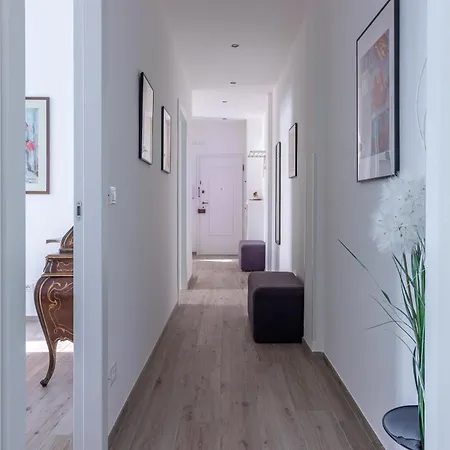 Апартаменты Housmart Donato Creti 75 *