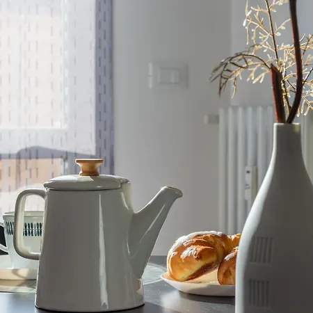 Апартаменты Housmart Donato Creti 75