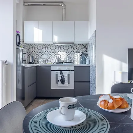 Housmart Donato Creti 75