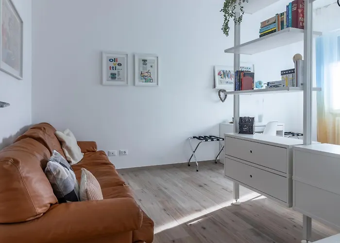 Housmart Donato Creti 75 *