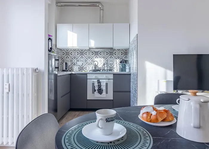 Housmart Donato Creti 75