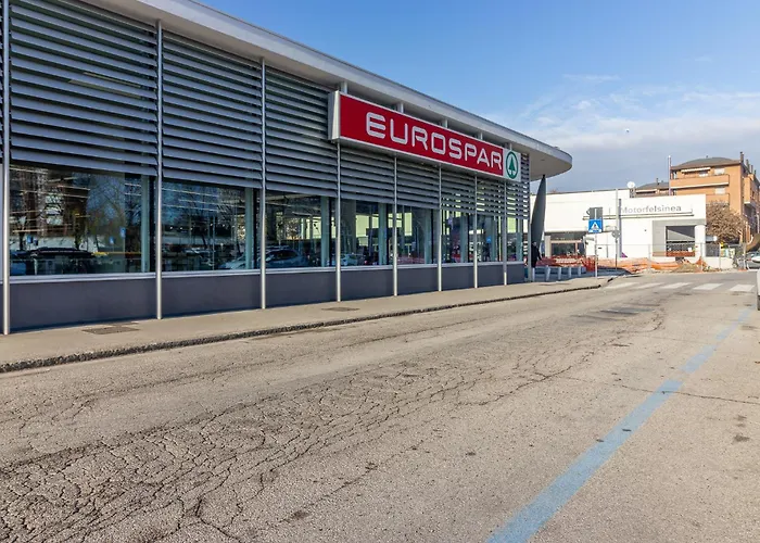 Housmart Donato Creti 75